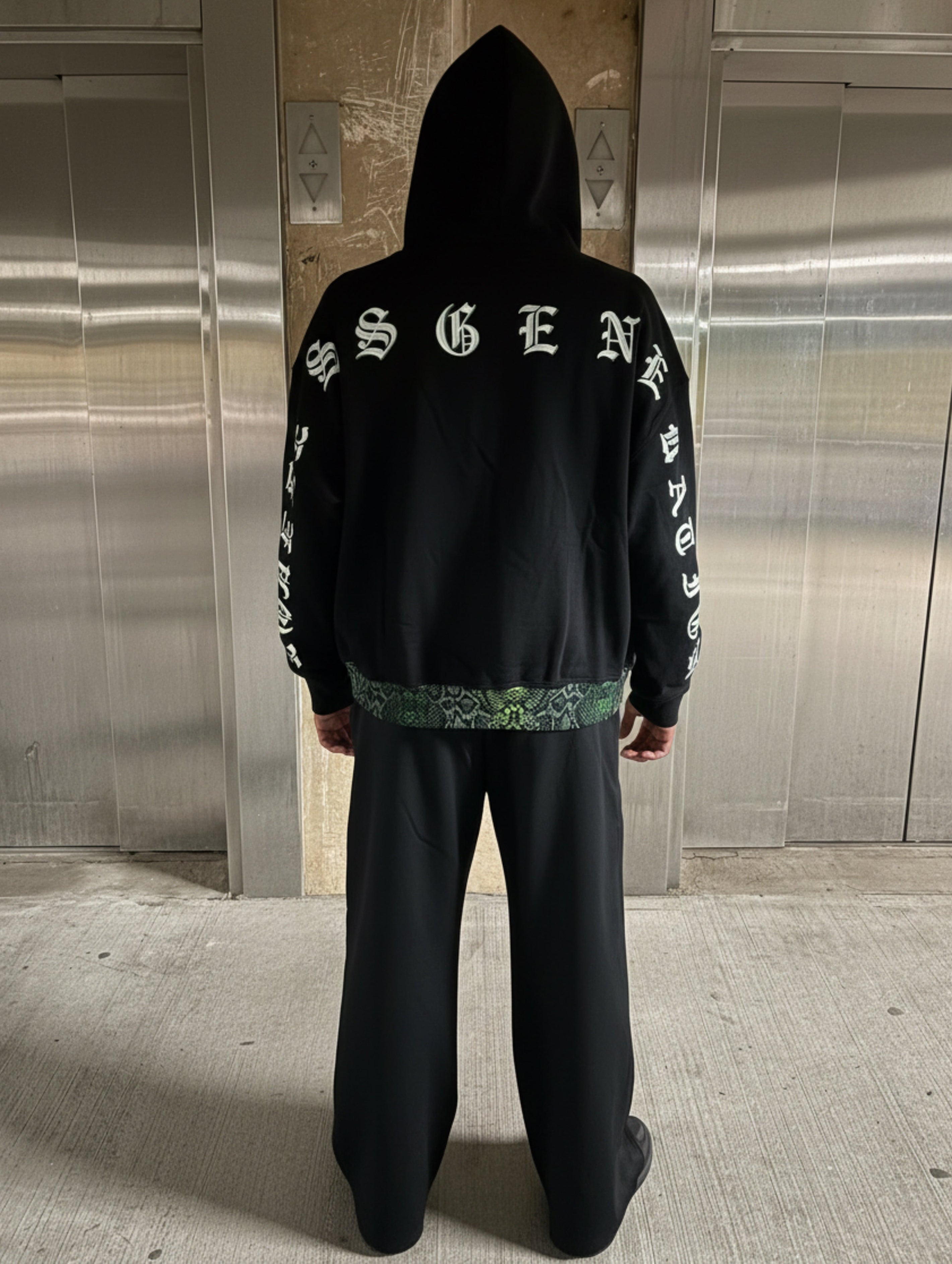 “Midnight Venom” Sweatsuit